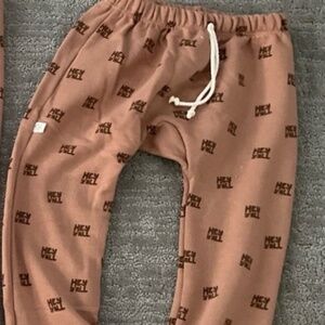 Childhoods Clothing Joggers Pants Hey y’all Kids Unisex 6/7 Fits 5 Too